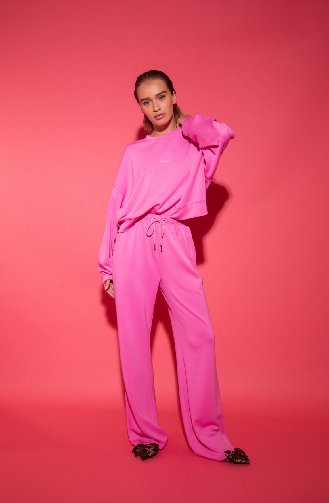 P: Betty Sweater | Pink