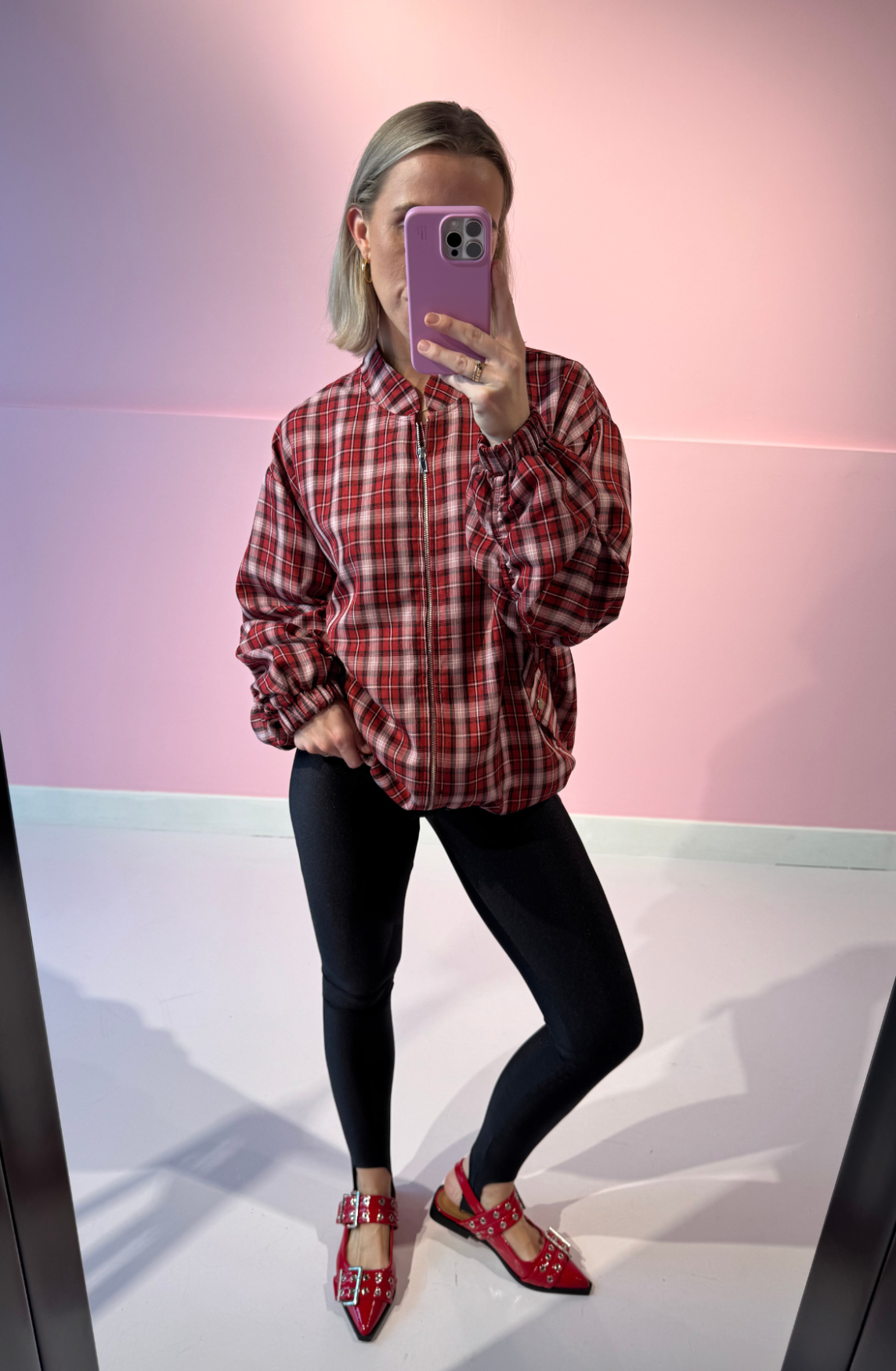 Check Bomber | Rood